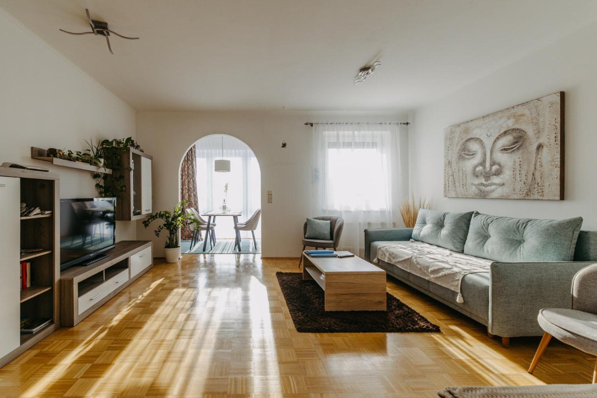Grosse Ferienwohnung Burgenland Eisenstadt Bagian luar foto