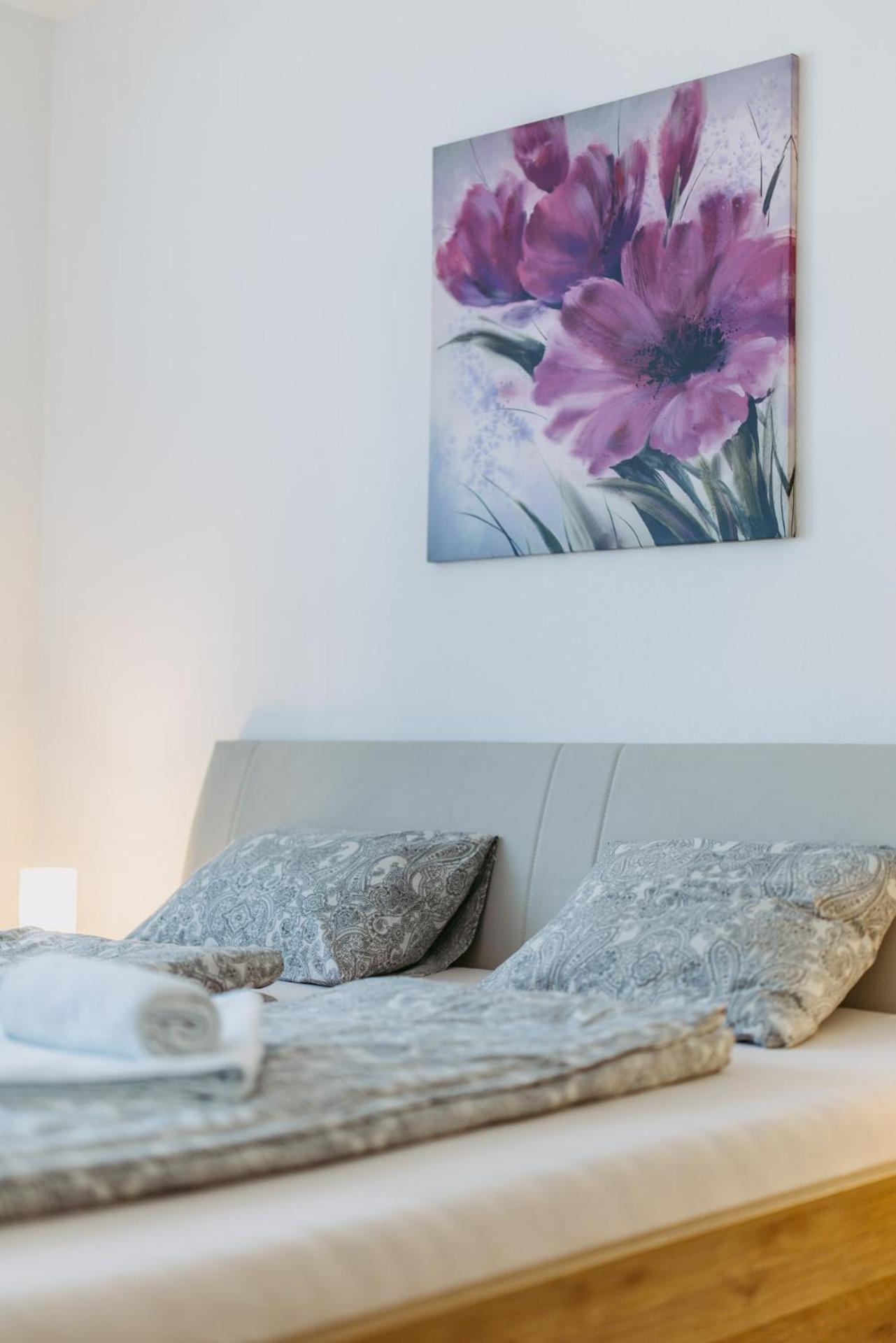 Grosse Ferienwohnung Burgenland Eisenstadt Bagian luar foto